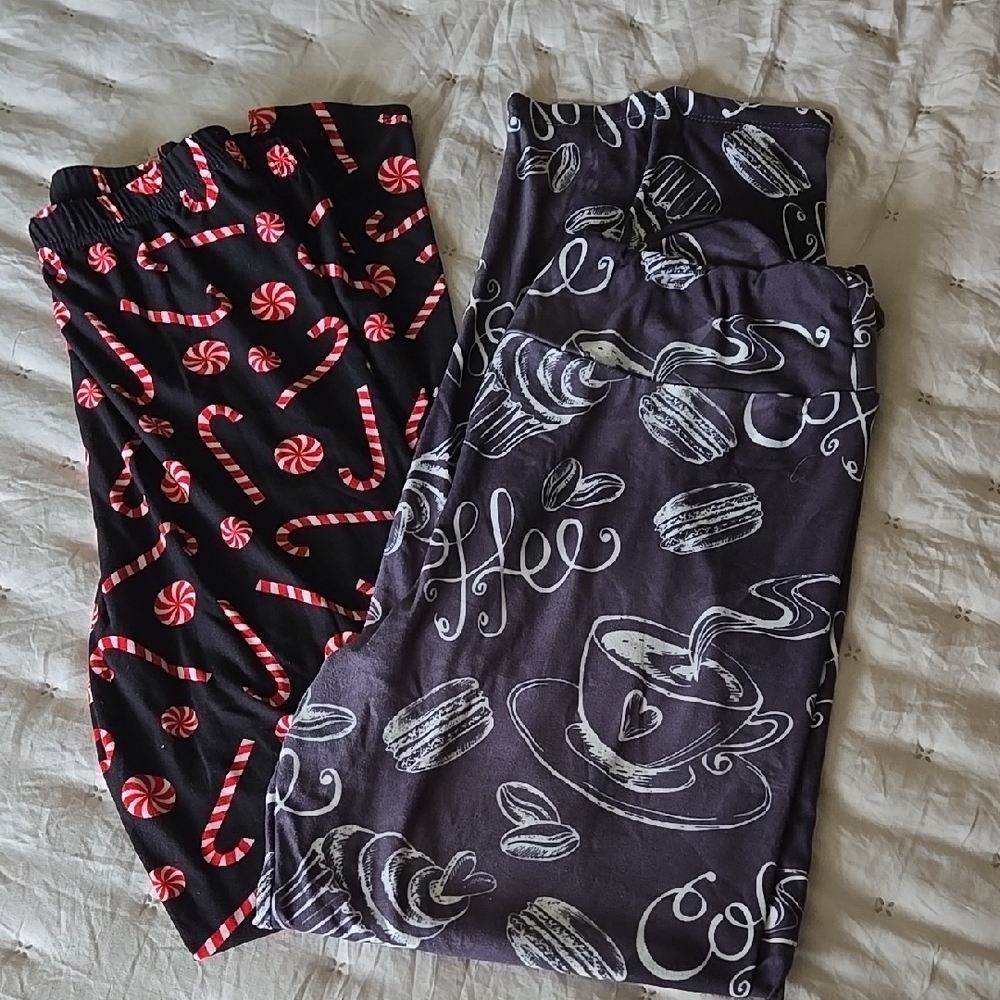 Coffee & Candycane Print Leggings